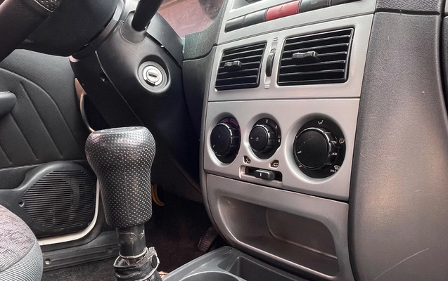 imagem-https://www.socarrao.com.br/sc-vehicle-images-prod/4261271/1790951878163-SU1HXzY2NTMuanBlZw.jpeg