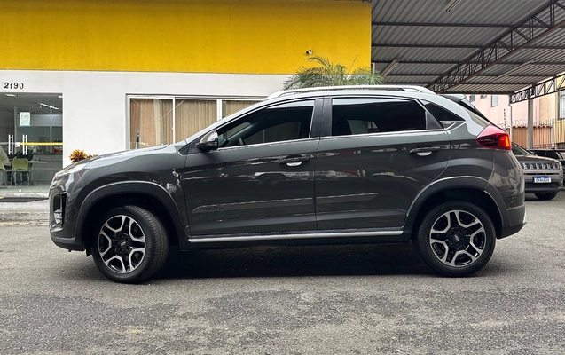 imagem-https://www.socarrao.com.br/sc-vehicle-images-prod/4261276/1790950959184-SU1HXzAzMjguanBlZw.jpeg