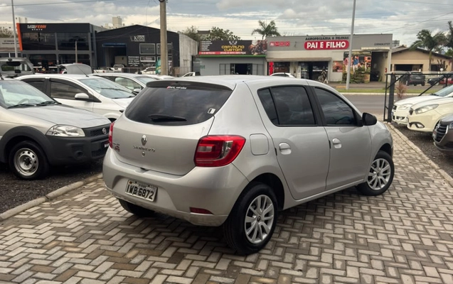 imagem-https://www.socarrao.com.br/sc-vehicle-images-prod/4261295/1790951065719-1Da7Y0b69ZBaLnLH00prky6Bh8RXzipK.jpg