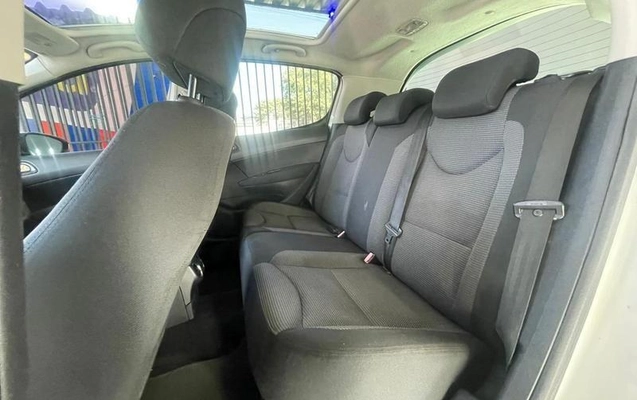 imagem-https://www.socarrao.com.br/sc-vehicle-images-prod/4261343/1791566831814-8537217_9_B_29f0726c7f.jpeg
