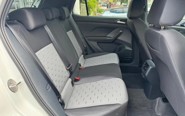 imagem-https://www.socarrao.com.br/sc-vehicle-images-prod/4261345/1791221296286-8527234_18_B_ed56777c53.jpeg
