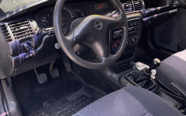 imagem-https://www.socarrao.com.br/sc-vehicle-images-prod/4261392/1790952057093-SU1HXzY1OTYuanBlZw.jpeg