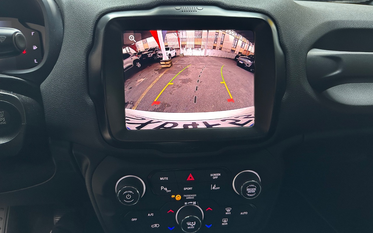 imagem-https://www.socarrao.com.br/sc-vehicle-images-prod/4261406/1790951405689-SU1HXzAzNjEuanBlZw.jpeg