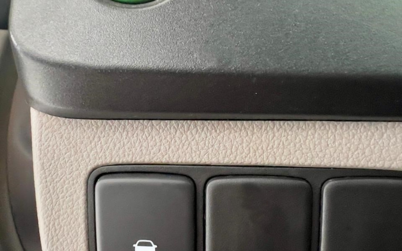 imagem-https://www.socarrao.com.br/sc-vehicle-images-prod/4261408/1791897531133-MTguanBlZw.jpeg