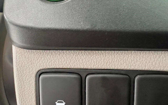 imagem-https://www.socarrao.com.br/sc-vehicle-images-prod/4261408/1791897531133-MTguanBlZw.jpeg