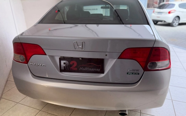 imagem-https://www.socarrao.com.br/sc-vehicle-images-prod/4261409/1790951476602-BiDqwgvUohkPglzKeqZVJu84pS3tjB6a.jpg