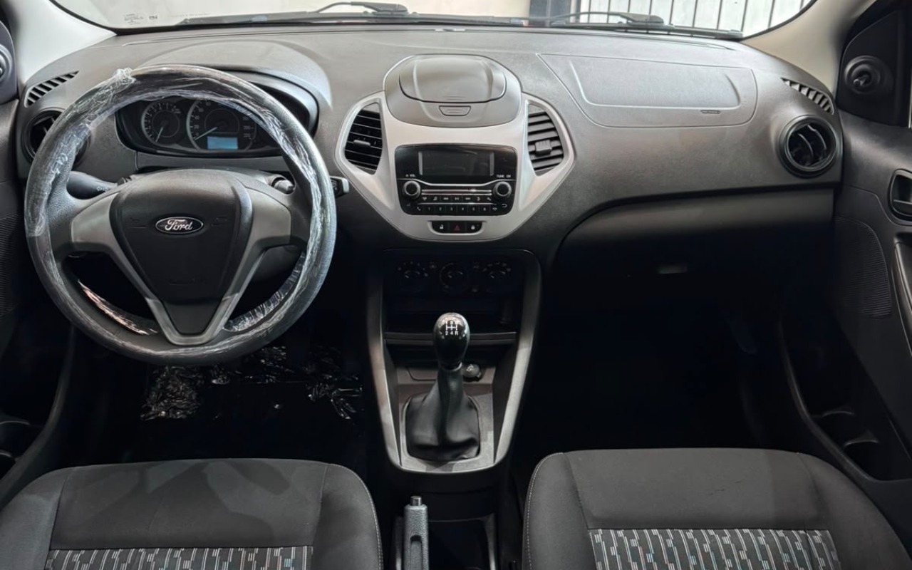 imagem-https://www.socarrao.com.br/sc-vehicle-images-prod/4261410/1790956448649-V2hhdHNBcHAgSW1hZ2UgMjAyNi0xMC0wMiBhdCAxMi4yMi4wMC5qcGVn.jpeg