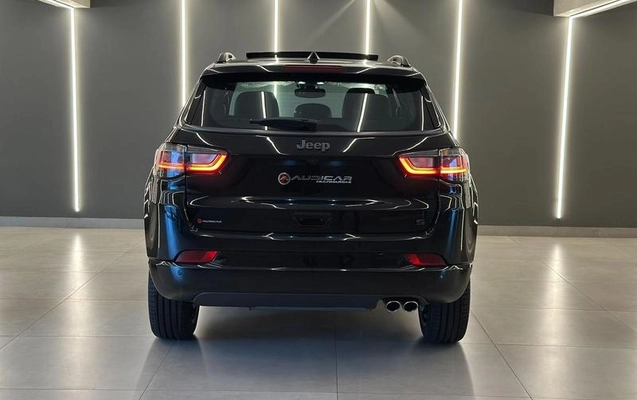 imagem-https://www.socarrao.com.br/sc-vehicle-images-prod/4261420/1790951691271-8442222_2_B_a470985bc0.jpeg