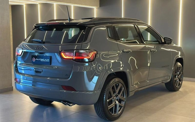 imagem-https://www.socarrao.com.br/sc-vehicle-images-prod/4261423/1790951769222-8441838_1_B_0accba61fc.jpeg