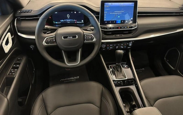 imagem-https://www.socarrao.com.br/sc-vehicle-images-prod/4261423/1790951769224-8441838_14_B_20658828e4.jpeg