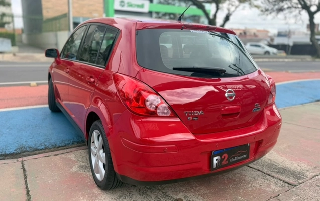imagem-https://www.socarrao.com.br/sc-vehicle-images-prod/4261441/1790951866868-zuztjxl350zzwZ9V8N8cWNFEnzsiqwcU.jpg