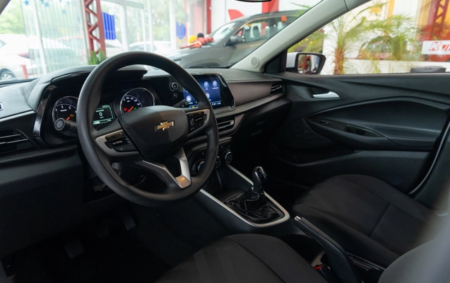 imagem-https://www.socarrao.com.br/sc-vehicle-images-prod/4261505/1790952184663-Idc4otqf4koQL9eS1ZpCEdInuMbWK95S.jpg