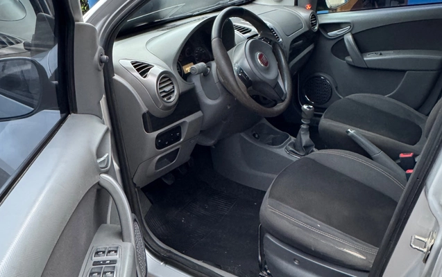 imagem-https://www.socarrao.com.br/sc-vehicle-images-prod/4261526/1790952309186-SU1HXzY1NTMuanBlZw.jpeg