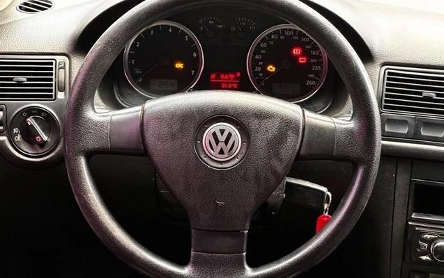 imagem-https://www.socarrao.com.br/sc-vehicle-images-prod/4261532/1792587480173-8532647_11_B_46920ecc28.jpeg