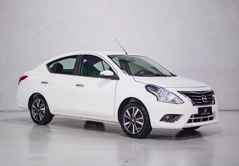 Nissan VERSA 2018 Branco — foto 1 de 3