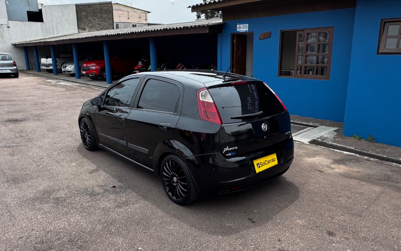 imagem-https://www.socarrao.com.br/sc-vehicle-images-prod/4261578/1790952558307-ZjkzYTVlYjYtMmVmOC00MmU4LWJhZGItNGQwNDUxYWQ4YzI4LmpwZWc.jpeg