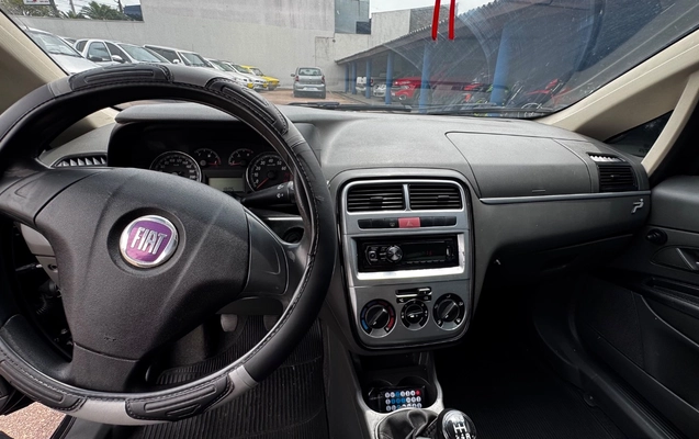 imagem-https://www.socarrao.com.br/sc-vehicle-images-prod/4261578/1790952558376-MWExZjY1YWYtYzMyYy00MzU5LTlkNTYtYmM4MDM1NGI1MjYwLmpwZWc.jpeg