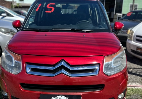 Citroën C3 Picasso 2015 Vermelho — foto 1 de 3