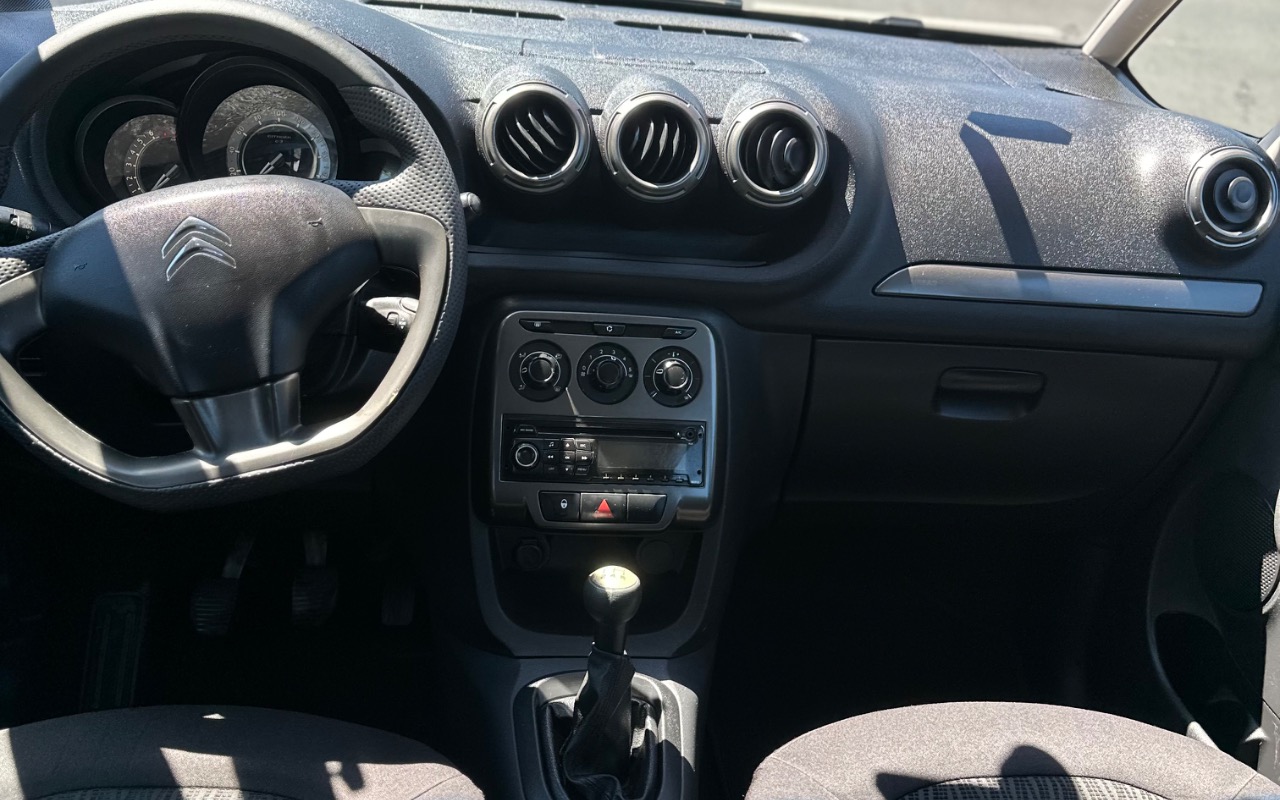 imagem-https://www.socarrao.com.br/sc-vehicle-images-prod/4261585/1790952580845-SU1HXzIyNzcuanBlZw.jpeg