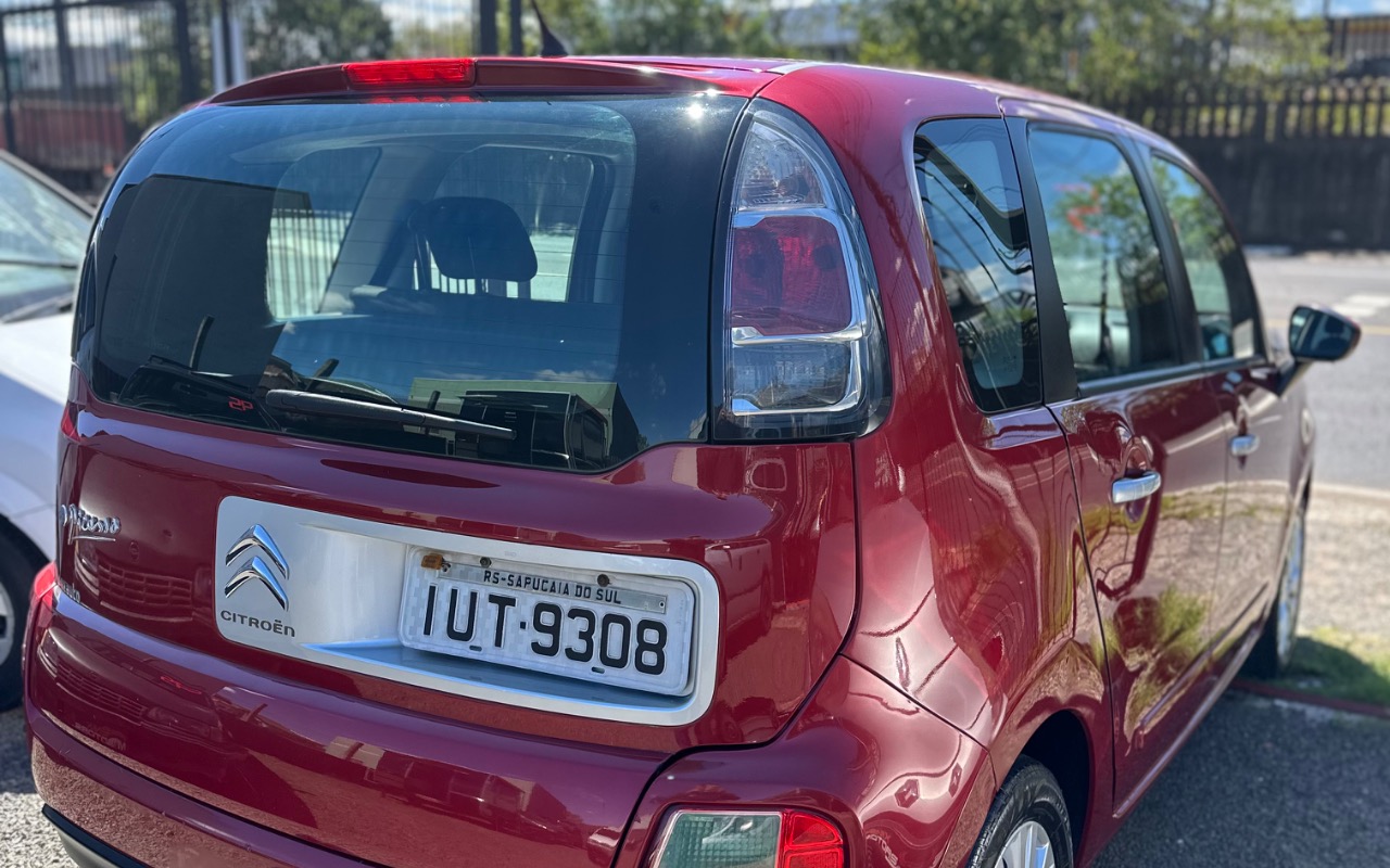 imagem-https://www.socarrao.com.br/sc-vehicle-images-prod/4261585/1790952580930-SU1HXzIyODAuanBlZw.jpeg