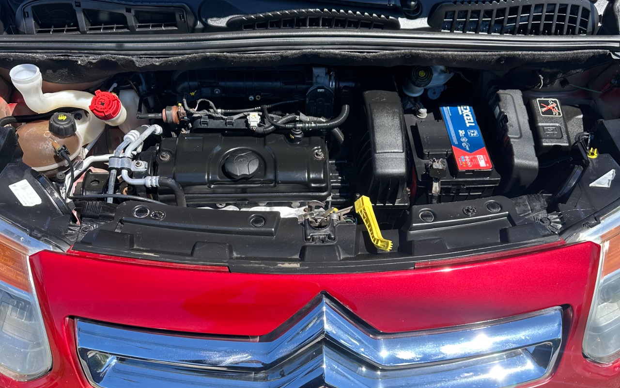 imagem-https://www.socarrao.com.br/sc-vehicle-images-prod/4261585/1790952581415-SU1HXzIyODMuanBlZw.jpeg