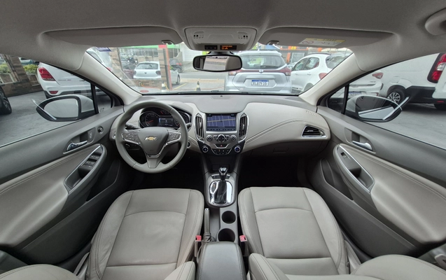 imagem-https://www.socarrao.com.br/sc-vehicle-images-prod/4261645/1790952985232-003_be94a036b097af805cb2ad4041ecdb50.jpg