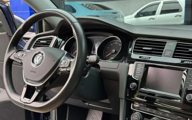 imagem-https://www.socarrao.com.br/sc-vehicle-images-prod/4261656/1790953127511-8533922_12_B_cf6417d769.jpeg