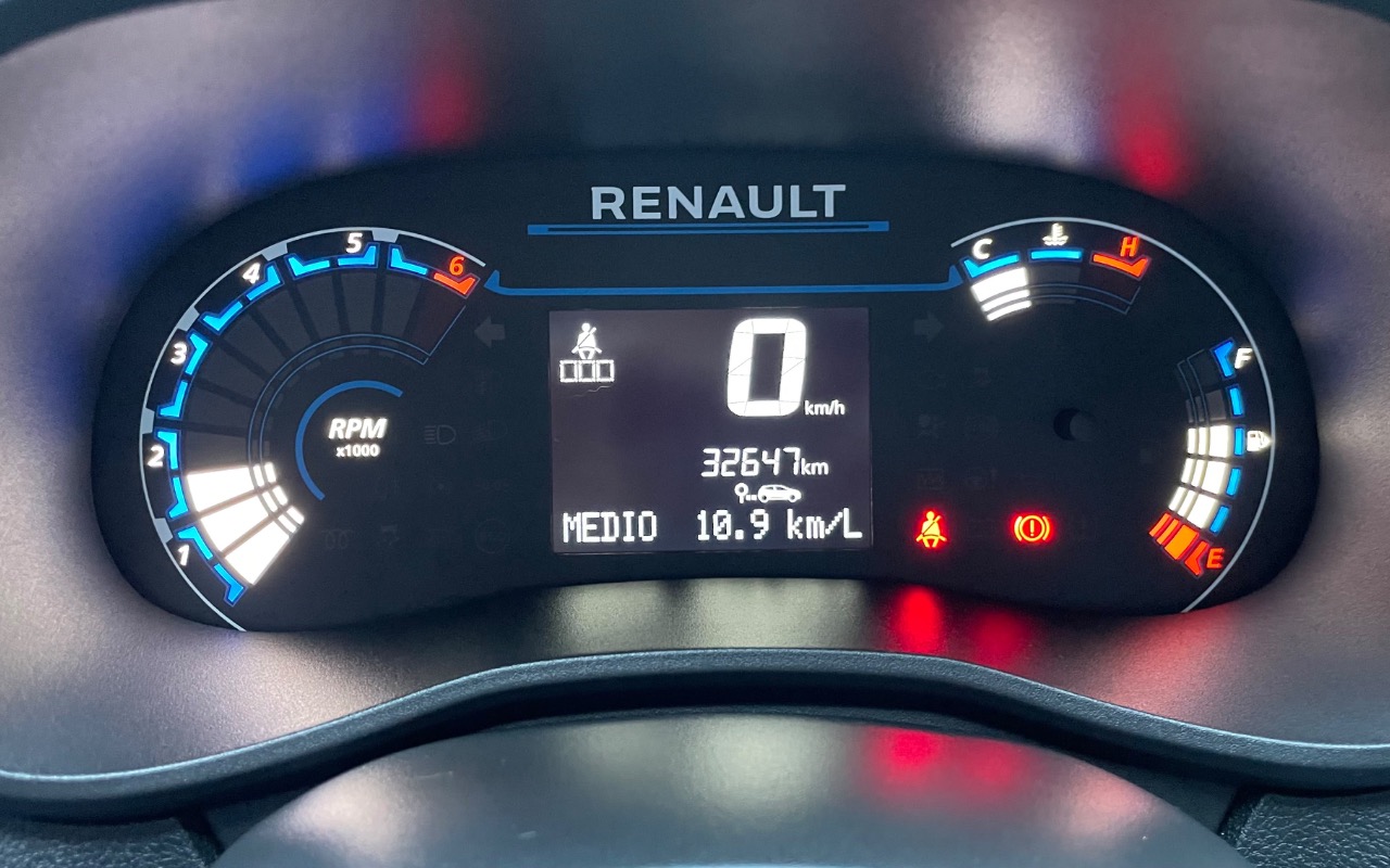 imagem-https://www.socarrao.com.br/sc-vehicle-images-prod/4261825/1790954291657-ODEyMzU0MTQtYTdlZC00ODQyLWE5OGQtYWZiNzE1YTY0YzExLmpwZWc.jpeg