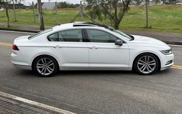 imagem-https://www.socarrao.com.br/sc-vehicle-images-prod/4261866/1791387344455-8537559_4_B_cc4c20f12f.jpeg