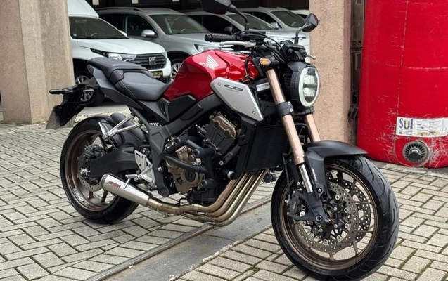 imagem-https://www.socarrao.com.br/sc-vehicle-images-prod/4261900/1791204167332-8533823_17_B_e1469708a6.jpeg