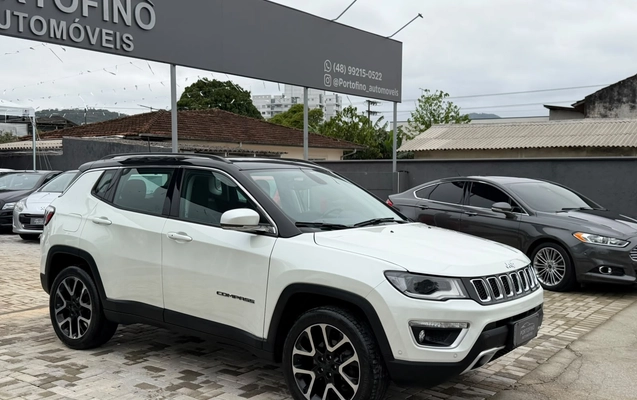 imagem-https://www.socarrao.com.br/sc-vehicle-images-prod/4261909/1790954979499-003_2b057b7abd75f32d56676cd867727eb1.jpg