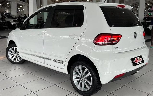 imagem-https://www.socarrao.com.br/sc-vehicle-images-prod/4261936/1791559998672-8535731_11_B_602fe90589.jpeg