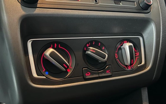 imagem-https://www.socarrao.com.br/sc-vehicle-images-prod/4261936/1791559998691-8535731_17_B_fb557baf4e.jpeg