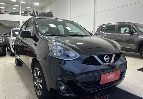 Nissan MARCH 2020 Preto — foto 1 de 3