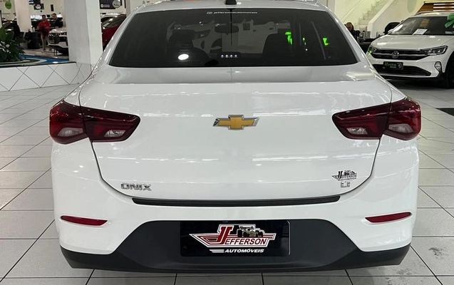 imagem-https://www.socarrao.com.br/sc-vehicle-images-prod/4262052/1791163322432-8535671_8_B_d65698e4e3.jpeg