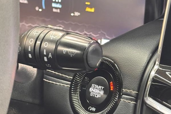 imagem-https://www.socarrao.com.br/sc-vehicle-images-prod/4262054/1791299628759-8532666_13_B_7ba69acff3.jpeg