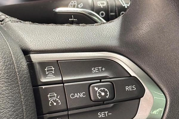 imagem-https://www.socarrao.com.br/sc-vehicle-images-prod/4262054/1791299628767-8532666_8_B_707c7e2f2e.jpeg