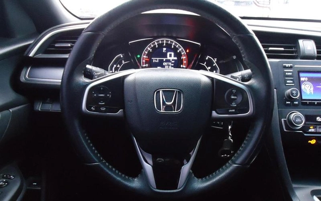 imagem-https://www.socarrao.com.br/sc-vehicle-images-prod/4262070/1790956096877-8525756_10_B_4ee06fd1fe.jpeg