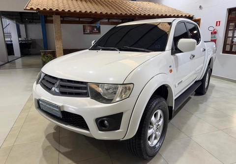 Mitsubishi L200 2013 Branco — foto 1 de 3