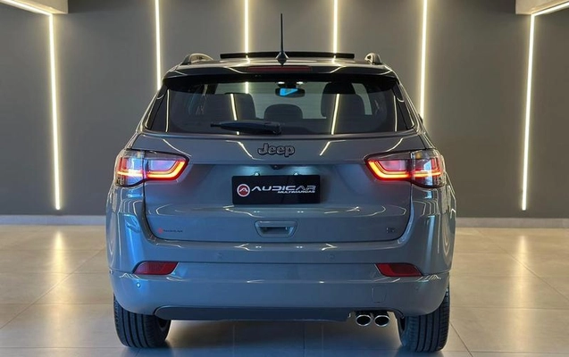 imagem-https://www.socarrao.com.br/sc-vehicle-images-prod/4262156/1790956810033-8441957_3_B_554b908dd2.jpeg