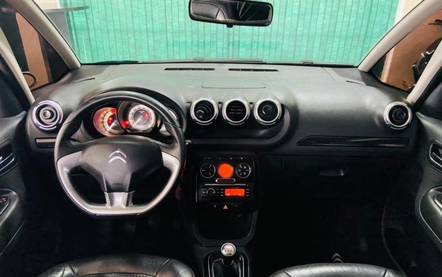 imagem-https://www.socarrao.com.br/sc-vehicle-images-prod/4262237/1791387262808-8452807_7_B_4744afad12.jpeg