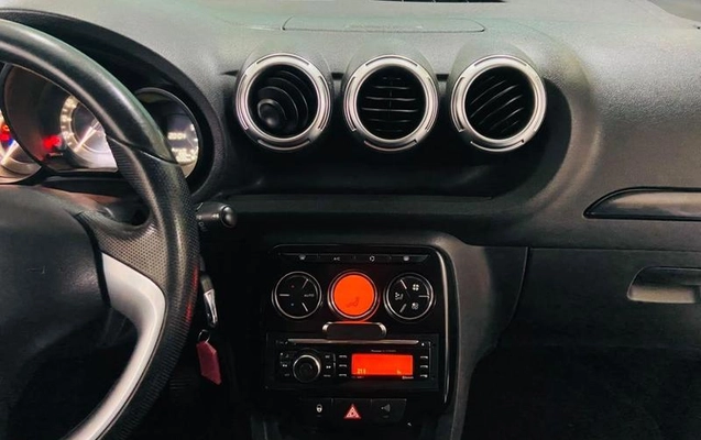 imagem-https://www.socarrao.com.br/sc-vehicle-images-prod/4262237/1791387262809-8452807_0_B_d3d2521ae6.jpeg