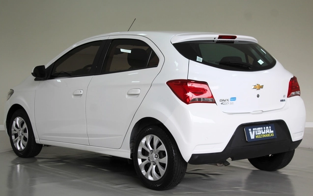 imagem-https://www.socarrao.com.br/sc-vehicle-images-prod/4262241/1790957283146-4_010738.jpg