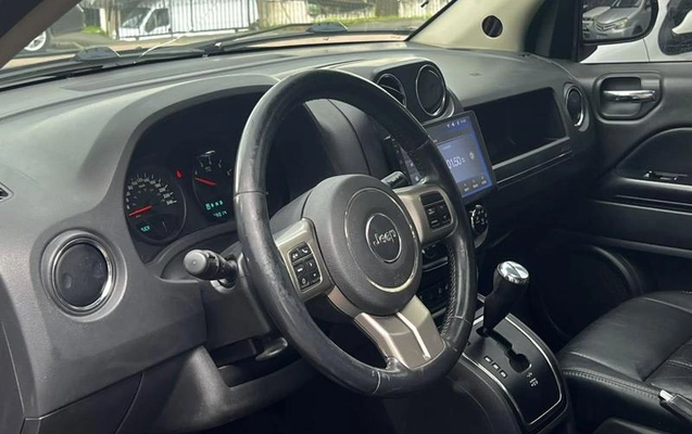 imagem-https://www.socarrao.com.br/sc-vehicle-images-prod/4262247/1790957402063-8537507_7_B_0d8db58a27.jpeg