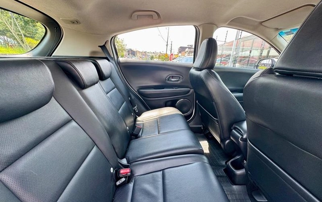 imagem-https://www.socarrao.com.br/sc-vehicle-images-prod/4262316/1790957956545-8537790_19_B_7c8bc43261.jpeg