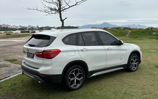 imagem-https://www.socarrao.com.br/sc-vehicle-images-prod/4262371/1791209148048-003_4ee9402b91fcb22c07edf78543cac544.jpg