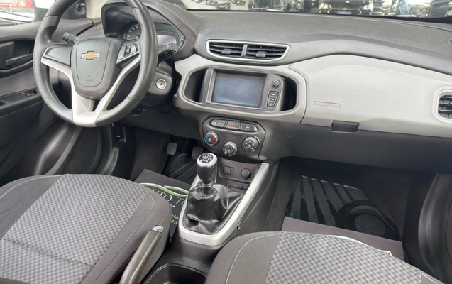 imagem-https://www.socarrao.com.br/sc-vehicle-images-prod/4262372/1791307266460-gb-3068986.jpg
