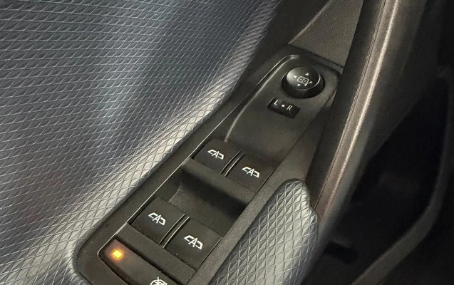 imagem-https://www.socarrao.com.br/sc-vehicle-images-prod/4262420/1790964434474-gb-1e48a33.jpeg