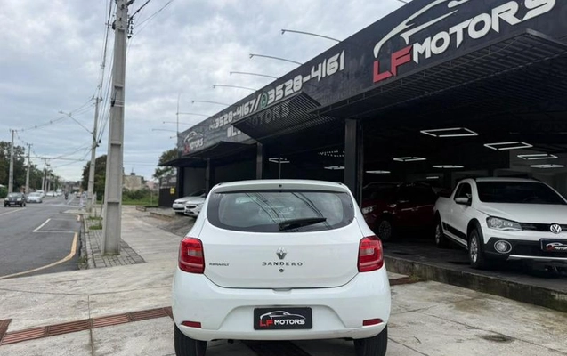 imagem-https://www.socarrao.com.br/sc-vehicle-images-prod/4262430/1791900984339-8537849_6_B_9856d283a4.jpeg