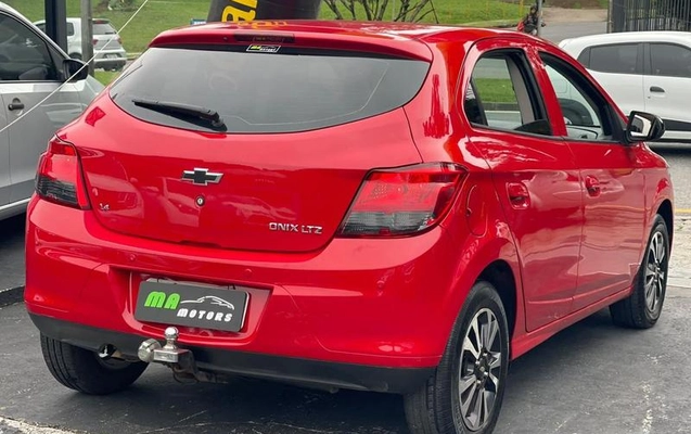 imagem-https://www.socarrao.com.br/sc-vehicle-images-prod/4262460/1791397294859-8537910_2_B_972c62c453.jpeg